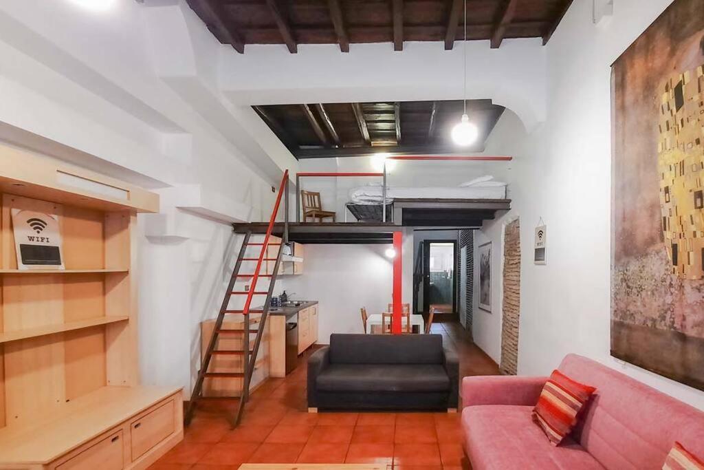 Apartmán Domus Reginella, Nella Zona Piu Richiesta Di Roma Exteriér fotografie