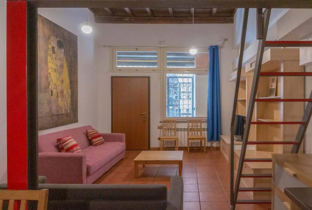 Apartmán Domus Reginella, Nella Zona Piu Richiesta Di Roma Exteriér fotografie