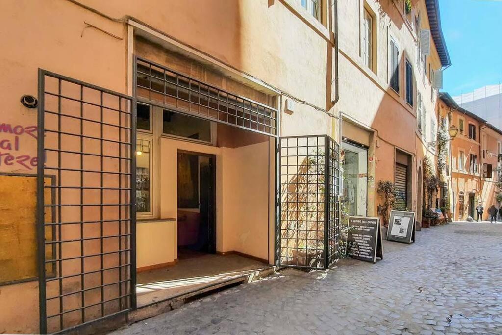 Apartmán Domus Reginella, Nella Zona Piu Richiesta Di Roma Exteriér fotografie